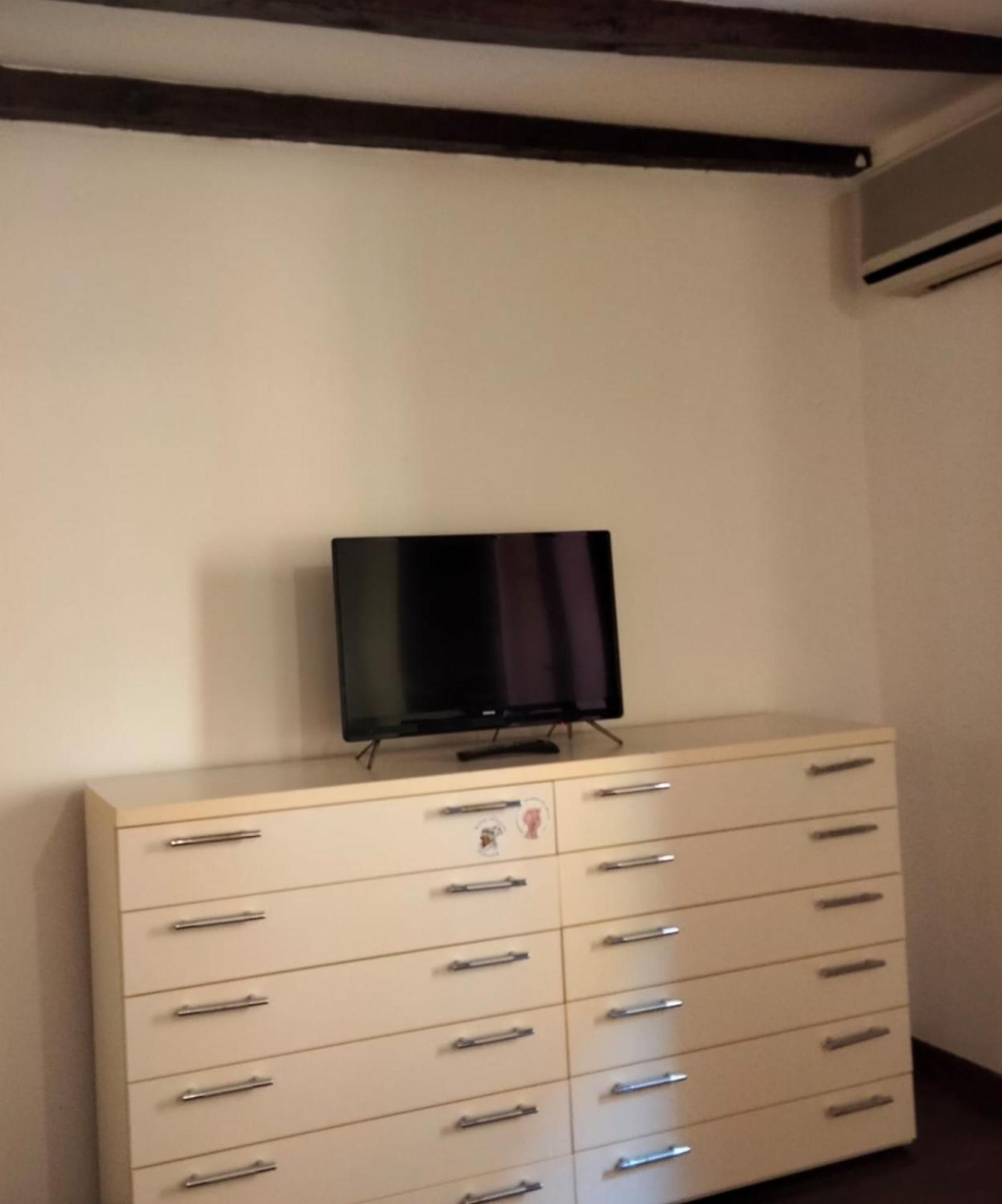 Historic E Comfort Suite - Locazione Semplice Bolonia Exterior foto